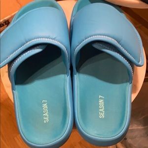 yeezy neoprene slides